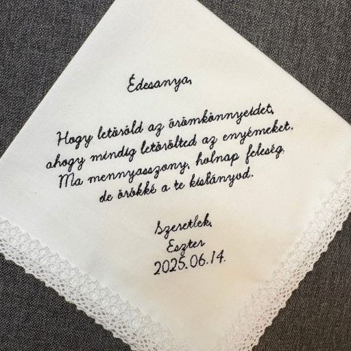 Hímzett szülőköszöntő ajándék örömanyának - CreativeDorci